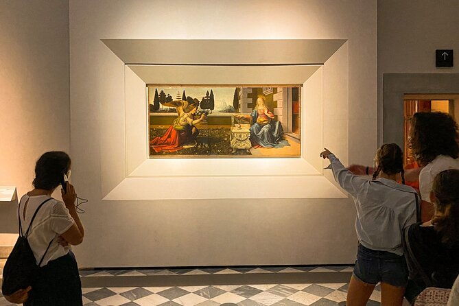small-group-guided-tour-for-uffizi-gallery
