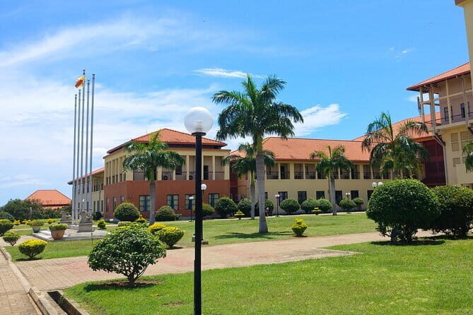 Small Group Hambantota City Tour - Transportation, Group Size, and Practicalities