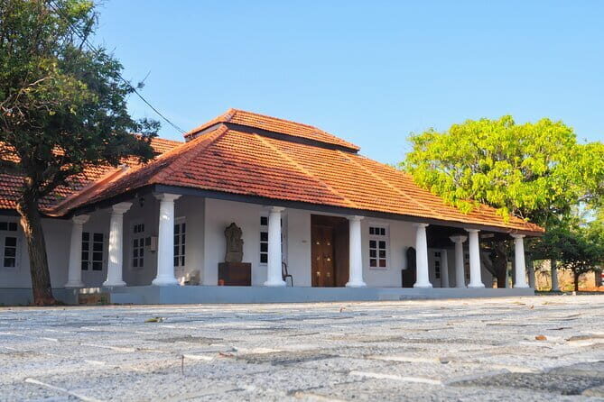 Small Group Hambantota City Tour - The Sum Up