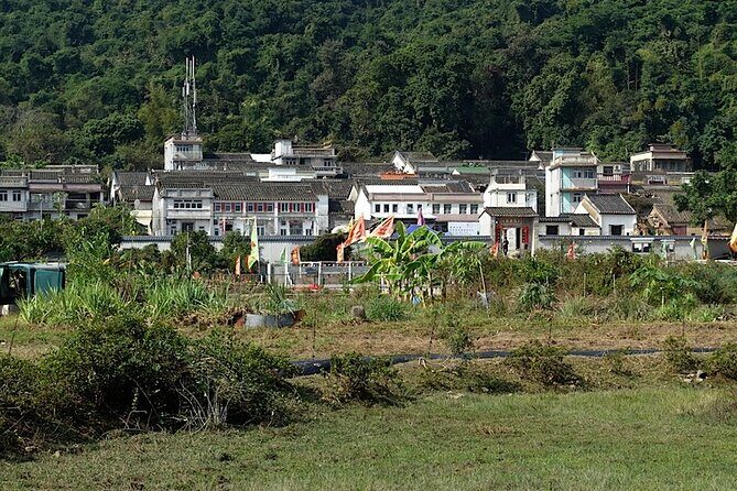 Small Group Hiking Day Tour to Lai Chi Wo - Key Points