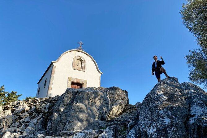 small-group-hiking-from-salakos-to-profitis-ilias