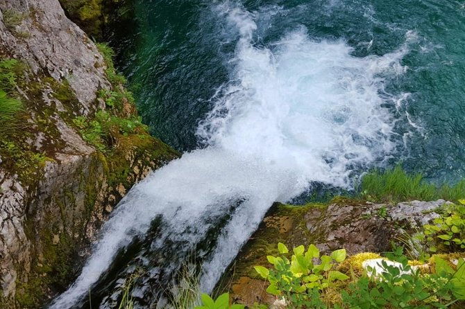 small-group-hiking-tour-theth-blue-eye-in-3-days