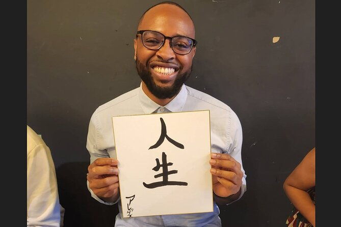 small-group-japanese-calligraphy-workshop-experience