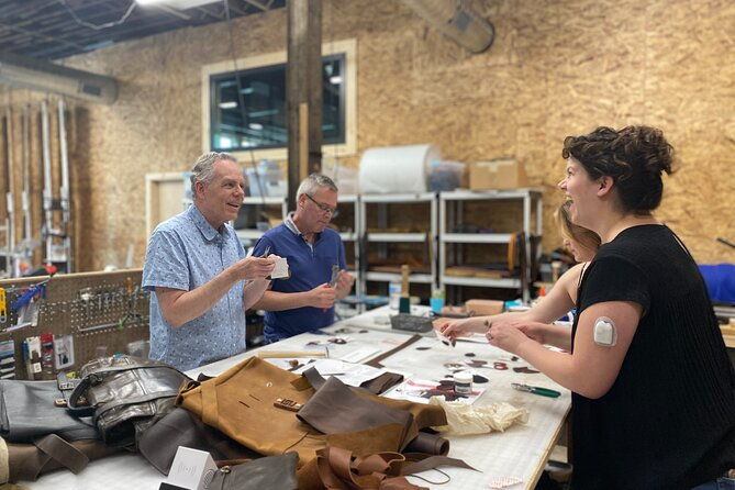 small-group-jewelry-making-with-wine-tasting-in-kansas-city