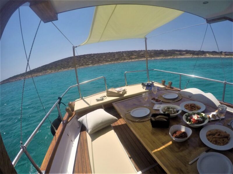 Small group kaiki cruise to Antiparos & Despotiko with lunch - FAQ