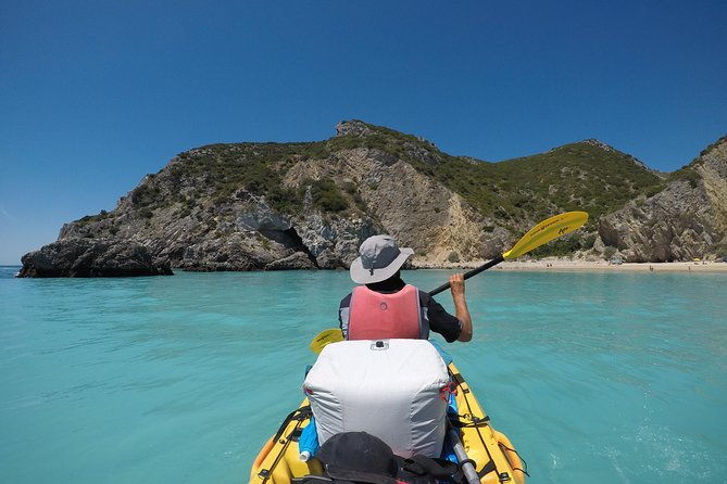 small-group-kayak-tour-along-sesimbra-arrabida-natural-park-2
