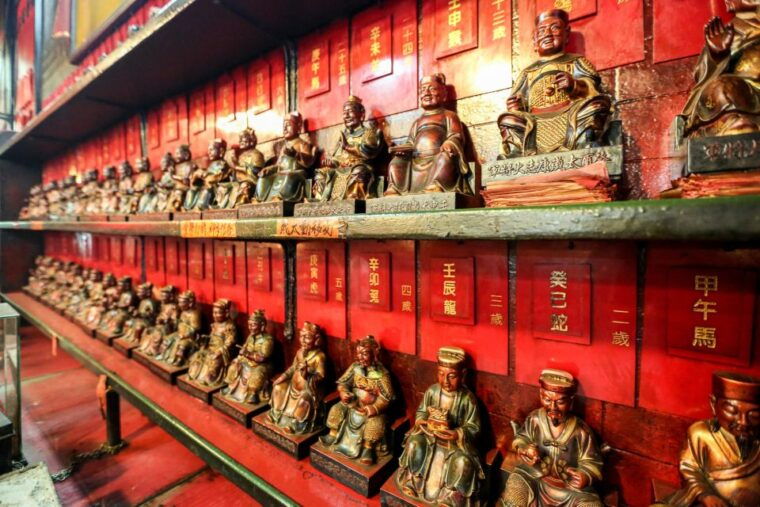 small-group-kowloon-markets-walking-tour