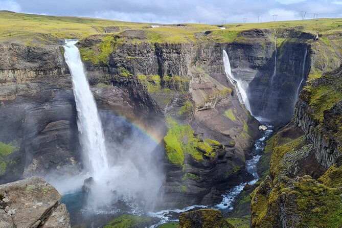 small-group-landmannalaugar-super-jeep-tour-from-reykjavik