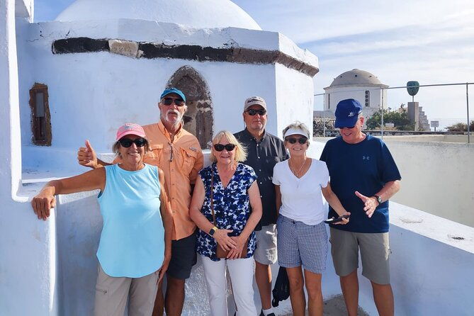 small-group-local-wine-tasting-tour-in-santorini