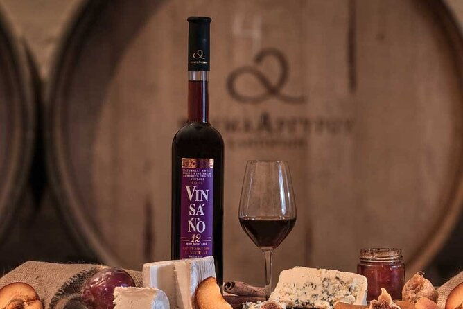 small-group-local-wine-tasting-tour-in-santorini