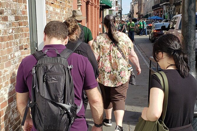 small-group-locals-guide-to-the-french-quarter-tour-2
