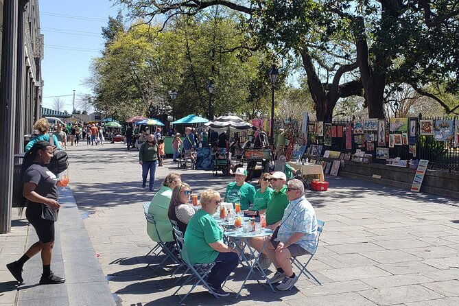 small-group-locals-guide-to-the-french-quarter-tour-2