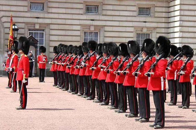 Small-Group London's Best Sights Walking Tour, Kids Join Free! - What Makes This Tour Stand Out  
