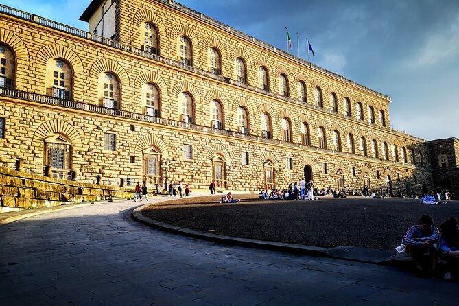 small-group-medici-and-michelangelo-tour-in-florence