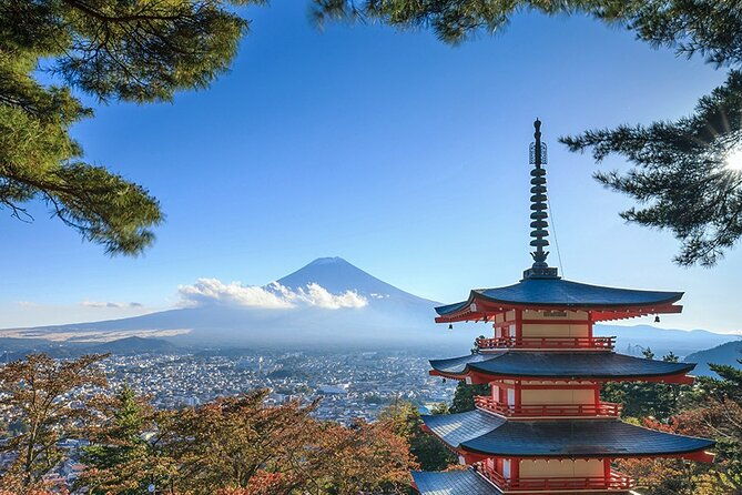 small-group-mt-fuji-sengen-shrine-and-lake-kawaguchi-tour