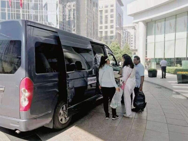 Small Group Mutianyu Great Wall Day Trip with Hotel Pickup - Key Points