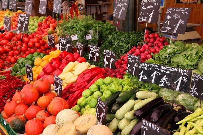 small-group-naschmarkt-food-walking-tour-in-vienna