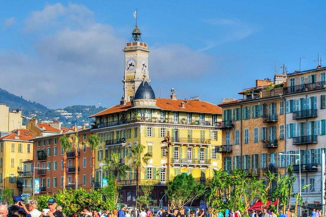 small-group-nice-walking-tour-of-the-old-town-with-a-local-guide