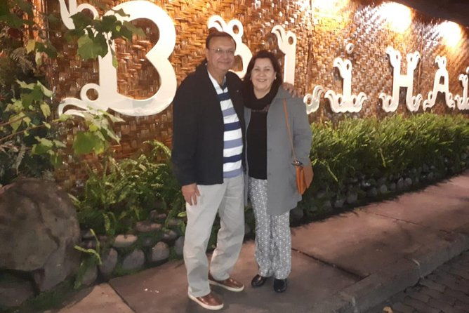small-group-night-city-tour-san-cristobal-hill-and-dinner-show