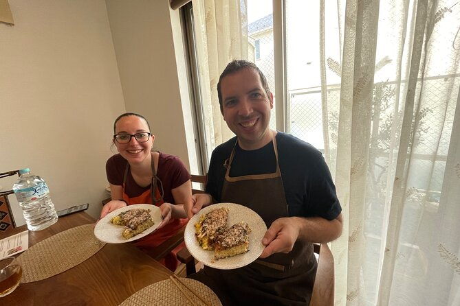 small-group-osaka-style-okonomiyaki-cooking-class