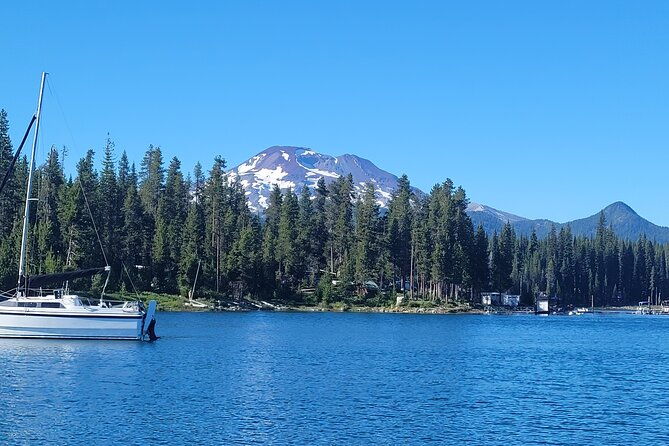 small-group-paddle-board-and-happy-hour-in-cascade-lakes