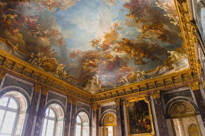 small-group-paris-to-versailles-guided-day-trip-garden-access