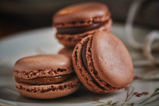 small-group-parisian-macaron-masterclass-2-people-max
