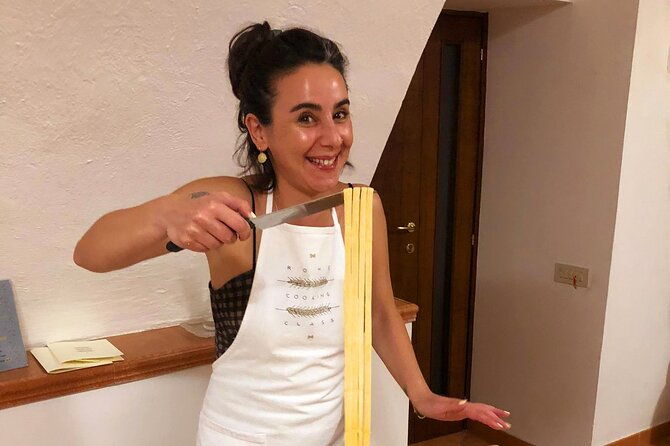 small-group-pasta-making-steps-from-the-vatican-museums