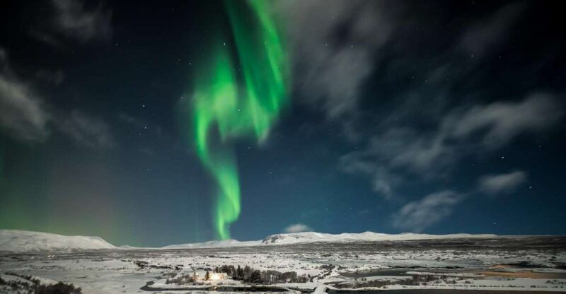 small-group-premium-northern-lights-tour-from-reykjavik