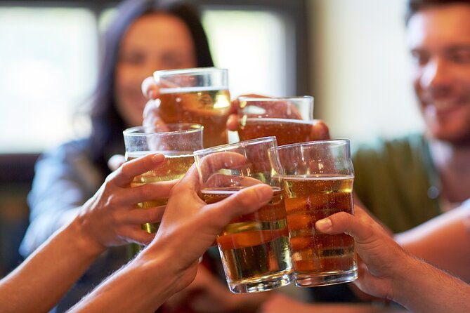 small-group-pub-walk-tour-in-austin-with-professional-guide-2