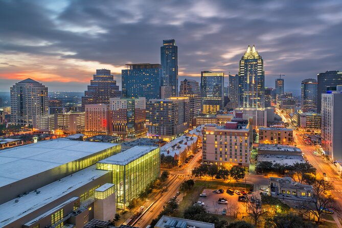 small-group-pub-walk-tour-in-austin-with-professional-guide-2