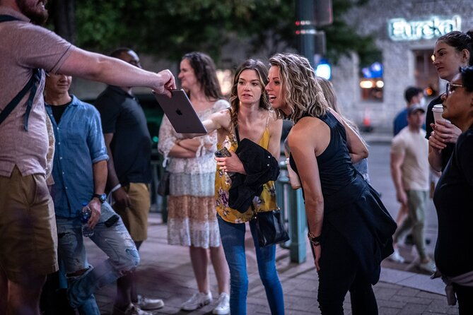 small-group-pub-walk-tour-in-austin-with-professional-guide-2