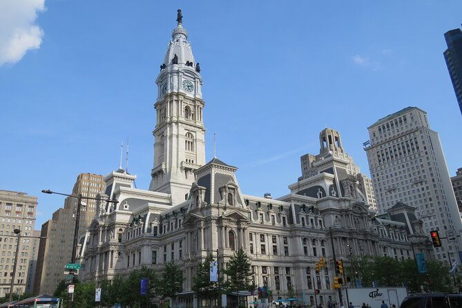 small-group-public-walking-tour-exploring-philadelphias-gilded-age-to-now