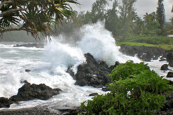 small-group-road-to-hana-luxury-tour