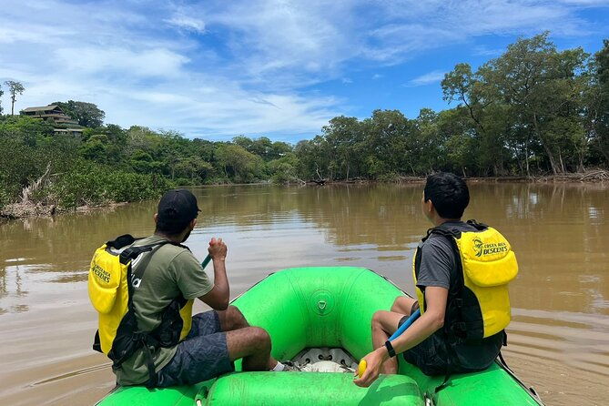 small-group-safari-float-in-nosara-river