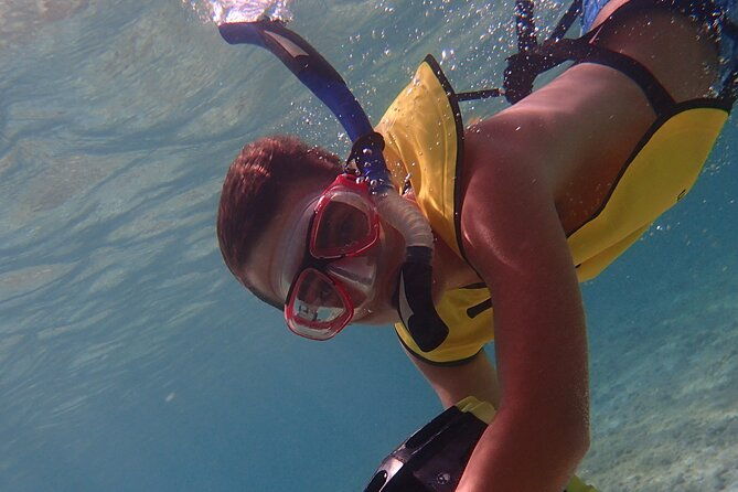 small-group-sea-scooters-snorkel-at-mangel-halto-beach-in-aruba