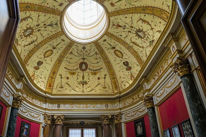 small-group-skip-the-line-uffizi-guided-tour