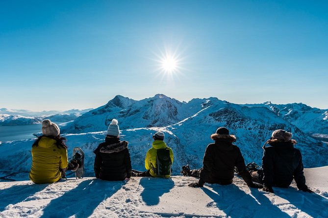 small-group-snowshoeing-tour-from-tromso