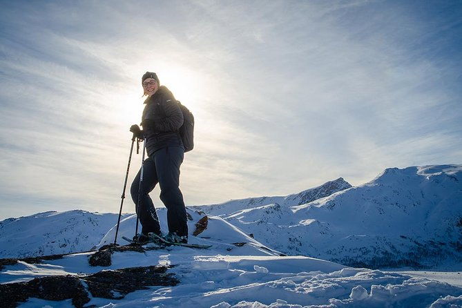 small-group-snowshoeing-tour-from-tromso