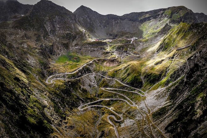 small-group-the-top-gear-road-transfagarasan-max-8-pax