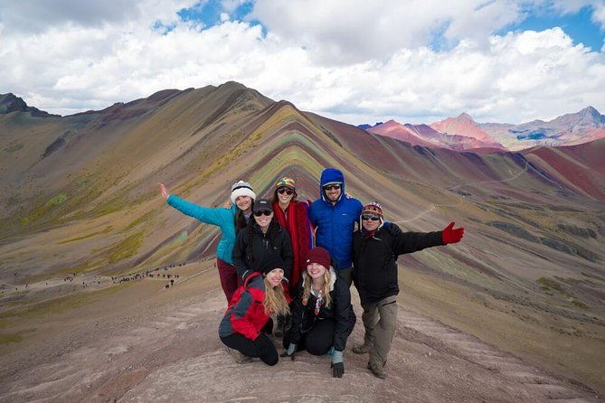 small-group-to-the-rainbow-mountain-max-6-hikers