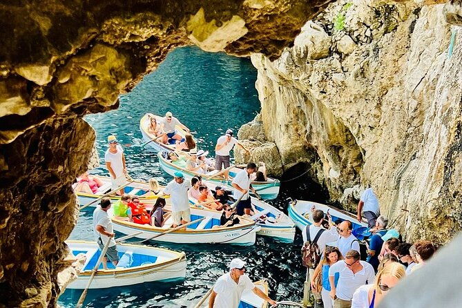 small-group-tour-from-rome-to-blue-grotto-anacapri-and-capri