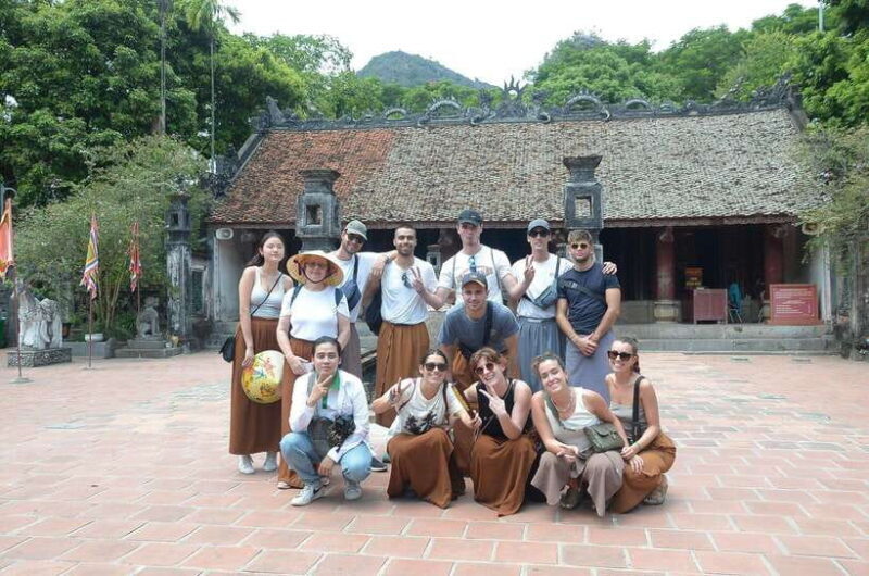 Small Group Tour Hoa Lu, Trang An, Mua Cave from Ninh Binh - FAQ