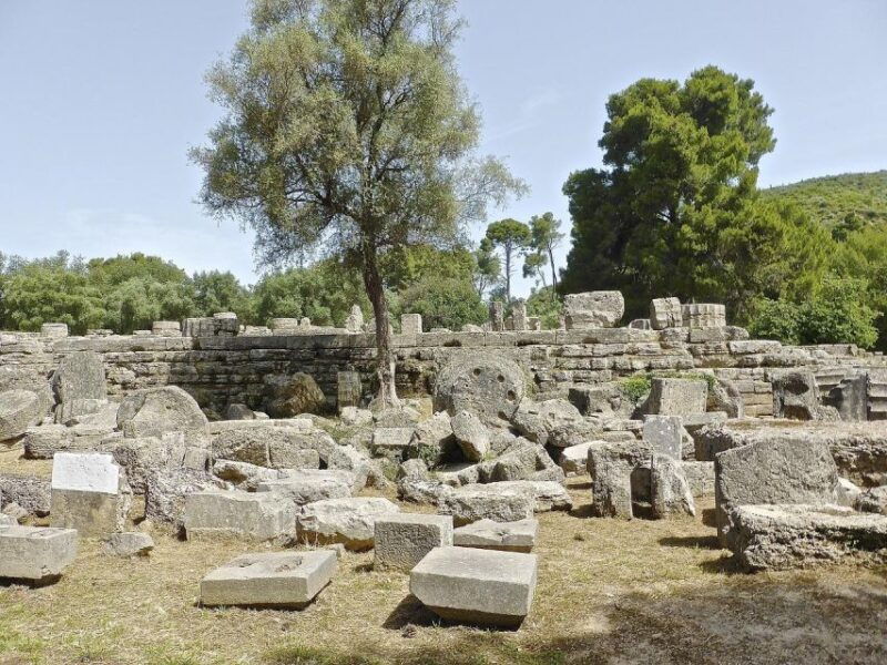small-group-tour-of-ancient-olympia-and-local-food-tasting-2