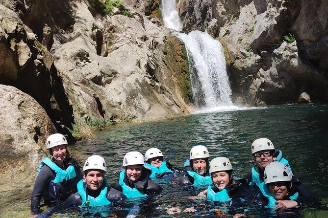 small-group-tour-of-canyoning-in-cetina-river-canyon