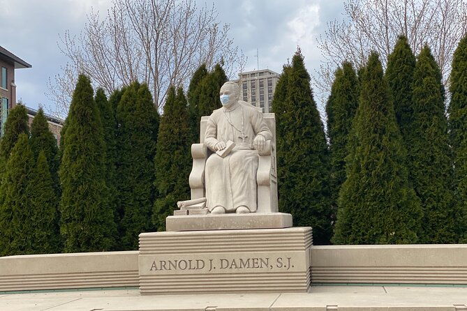 small-group-tour-of-chicago-neighborhoods-north-and-south-side