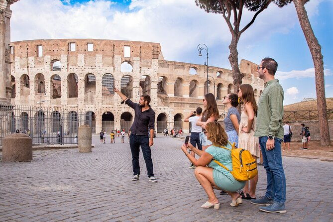small-group-tour-of-colosseum-and-ancient-rome