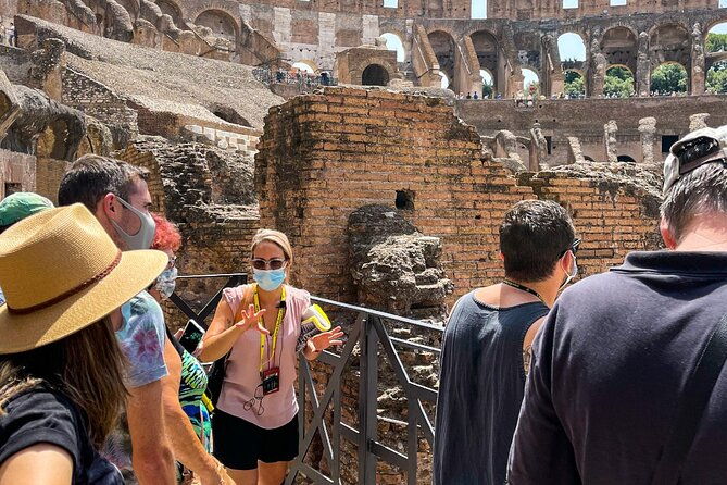small-group-tour-of-colosseum-roman-forum-and-palatine-hill-4