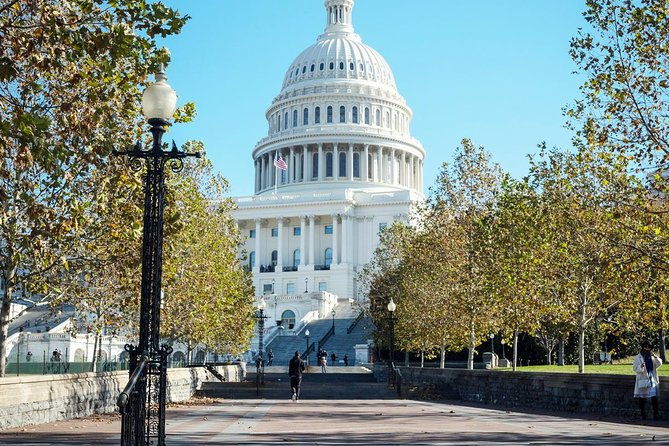 small-group-tour-of-dc-with-reserved-national-archives-entry