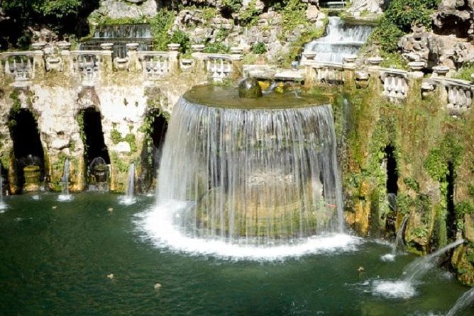 small-group-tour-of-hadrians-villa-and-villa-deste-from-rome